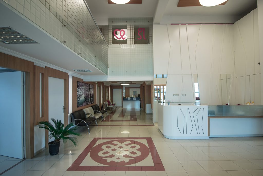Gynolife IVF Center