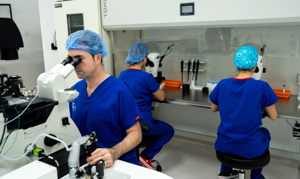 Embryologisches Labor im Ventus IVF Center.