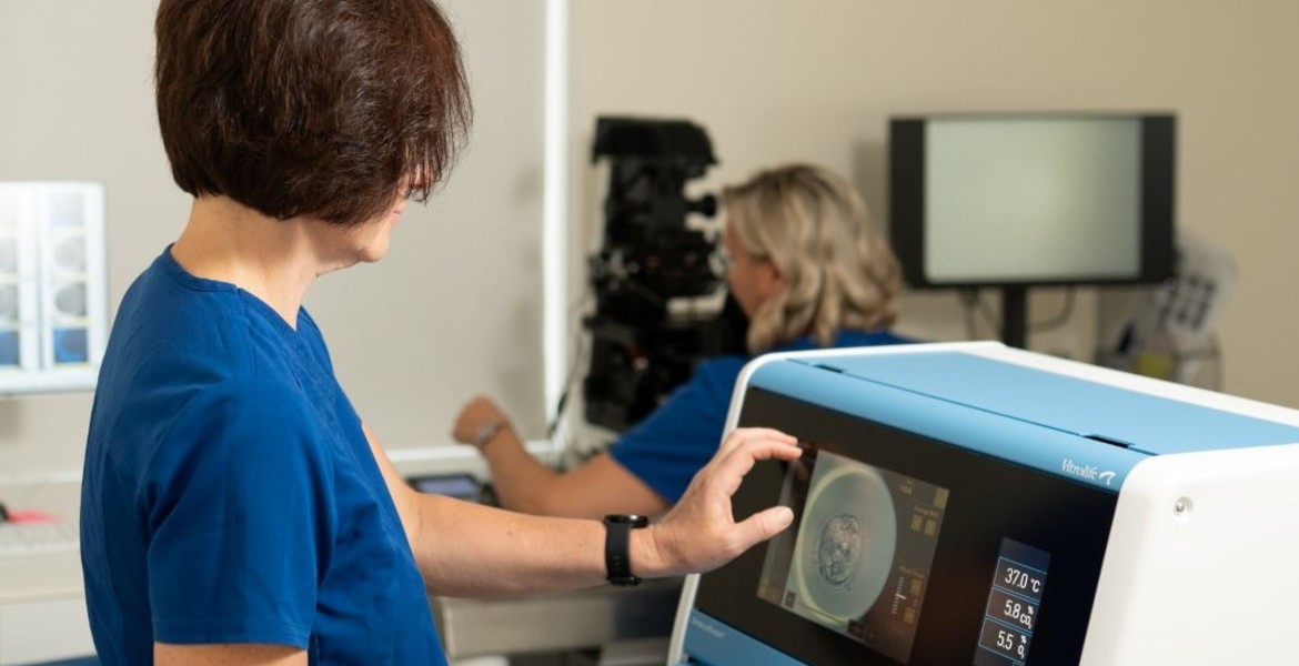 Embryoscope in der Klinik „Embrions“ in Lettland